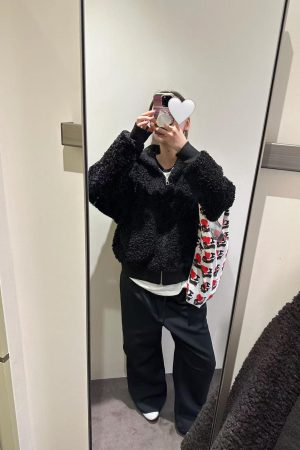 Korean Style Faux Lamb Wool Hooded Jacket for Women, Leather and Fur Blend, Loose Fit Short Fashion Top