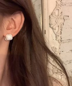 Korean-Style Fine Glitter Square Sugar Pearl Earrings for Women - Unique Double-Sided Ear Clips and Studs, Light Luxury Accessories