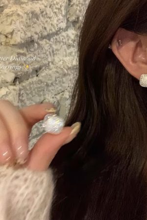 Korean-Style Fine Glitter Square Sugar Pearl Earrings for Women - Unique Double-Sided Ear Clips and Studs, Light Luxury Accessories