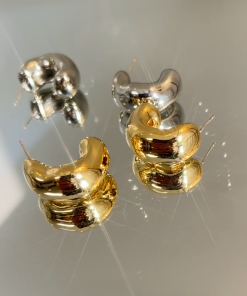 Korean Style Gold Cashew Nut Stud Earrings - Sweet Cool Light Luxury High-End Design Inspired by Song Hye-kyo