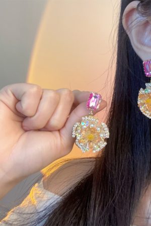 Korean-Style Golden Sunflower Earrings with Micro-Inlaid Red and Yellow Zirconia, Exquisite Full-Diamond Design for Girls