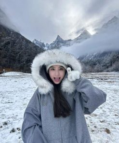 Korean Style Gray Hooded Woolen Coat with Fur Collar for Women - Winter Zip-Up Cardigan