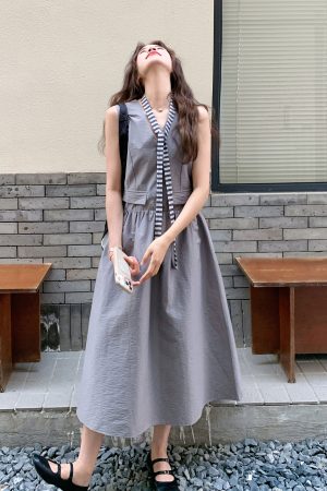 Korean-Style Gray Waist-Cinching Dress for Women - 2025 Summer Slimming Work Dress, Uniquely Beautiful Design