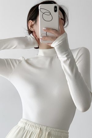 Korean Style Half-High Collar Knitted Pullover Top for Women, Slim Fit Long Sleeve Shirt for Autumn & Winter Versatile Wear