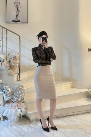 Korean-Style Halter Neck Lace Splicing Fitted Top for Young Ladies - Elegant Slim Sexy Shirt