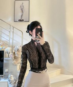 Korean-Style Halter Neck Lace Splicing Fitted Top for Young Ladies - Elegant Slim Sexy Shirt