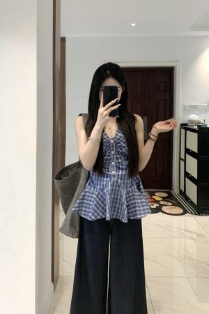 Korean-Style Halter V-Neck Sleeveless Camisole for Women - Waist-Cinching Checkered Summer Top
