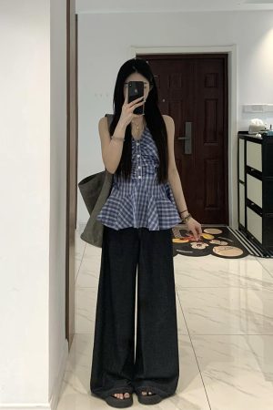 Korean-Style Halter V-Neck Sleeveless Camisole for Women - Waist-Cinching Checkered Summer Top