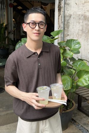 Korean Style Henry Collar Single-Breasted Knit Ice Silk Short Sleeve T-Shirt for Men - Casual 90s Inspired Top