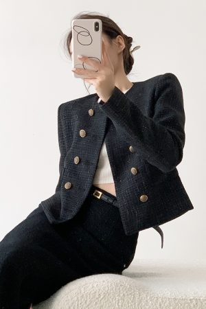 Korean-Style High-End Short Fragrant Wind Coat for Women - Elegant Petite Fashion Top with French Chic Appeal