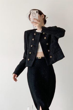 Korean-Style High-End Short Fragrant Wind Coat for Women - Elegant Petite Fashion Top with French Chic Appeal