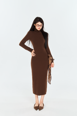 Korean Style High-Neck Knitted Bodycon Dress with Curve Design, Slim-Fit Long Skirt for Autumn and Winter Elegance