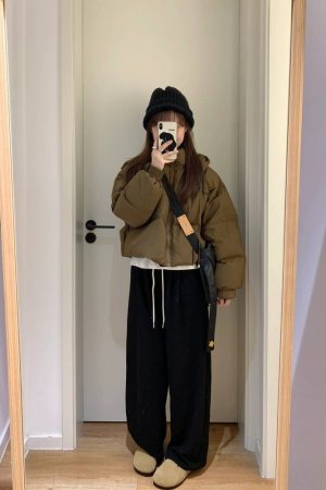 Korean Style Hooded White Duck Down Jacket for Women, Loose Fit, Versatile Short Winter Coat, Thick Cotton Outerwear for Petites
