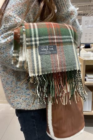 Korean Style Large Faux Wool Scarf - New Year Colors, Soft and Stylish, Perfect for Winter Fashion