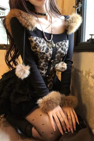 Korean Style Leopard Print Hooded Knitted Sweater for Women - Sexy Slim Fit Plush Long Sleeve for Autumn and Winter