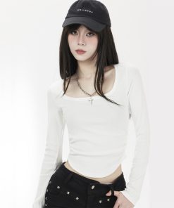 Korean Style Long Sleeve White Base Layer Top for Women, Spring 2025 Fashion for Petite Figures, Women's T-Shirt