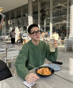 Korean Style Men's Solid Color Round Neck Pullover Sweater, Trendy Loose Fit Knitwear for Spring and Autumn Fashion