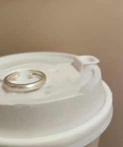 Korean-Style Minimalist Fresh Flower Ring - 2025 Niche Design Brushed Plain Band for Women, Versatile Index Finger Accessory