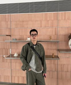 Korean-Style Minimalist Green Denim Jacket for Men, Retro Loose Fit Versatile Top