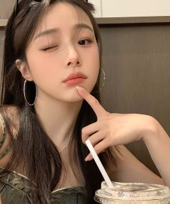 Korean-Style Minimalist Silver Hoop Earrings - Versatile Round Ear Studs for 2025 Trendy Fashion