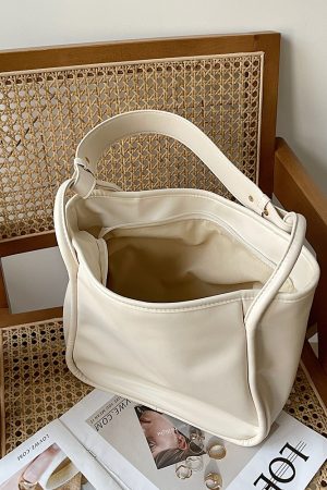 Korean-Style Minimalist Tote Bag - 2025 Spring/Summer Commuter Handbag, Large Capacity Fashionable Shoulder Bag