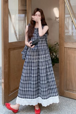 Korean-Style Plaid Patchwork Sleeveless Long Dress for Women - Unique and Stylish 2025 Summer Fashion Essential