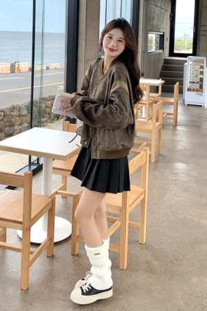Korean-Style Printed Short Jacket for Spring 2025 - Chic Baseball Jacket, Unique Design, Trendy and Popular Fashion Essential
