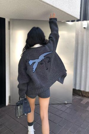 Korean Style Pumpkin Oil Painting Peace Dove Cardigan Sweater for Women - Loose Gray Knitted Top for Autumn and Winter