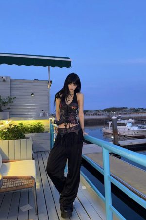 Korean Style Pumpkin Wide-Leg Balloon Pants with Side Zipper and Lace Splicing, Breathable Fashion Trousers for a Chic Look