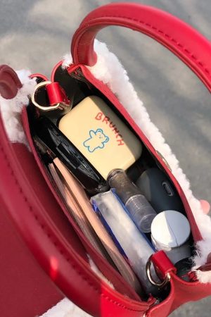Korean Style Red Fur Bag - Versatile Small Square Handheld Crossbody Bag in Lamb Wool for Autumn and Winter Fashion