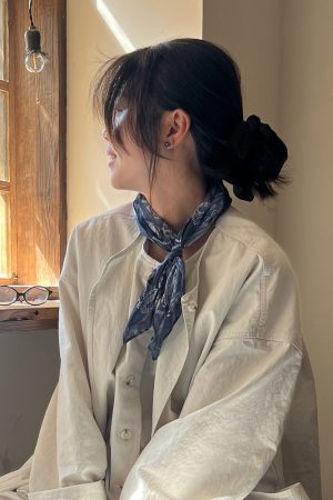Korean-Style Retro Blue Paisley Silk Scarf - 2025 Spring/Summer Artistic Fashion Neck Accessory