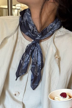 Korean-Style Retro Blue Paisley Silk Scarf - 2025 Spring/Summer Artistic Fashion Neck Accessory