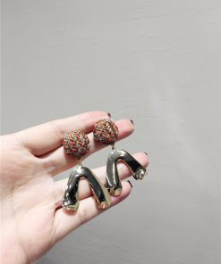 Korean Style Retro Color-Blocking Plaid Knitted Button Earrings with U-Shaped S925 Silver Needle for Autumn/Winter Fashion