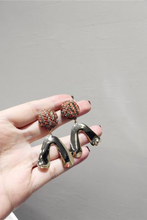 Korean Style Retro Color-Blocking Plaid Knitted Button Earrings with U-Shaped S925 Silver Needle for Autumn/Winter Fashion