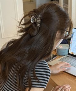 Korean-Style Retro Leopard Print Acetate Hair Claw - Fashionable High-End Versatile Shark Clip Hair Accessory