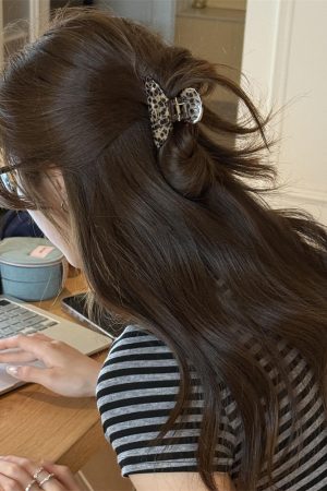 Korean-Style Retro Leopard Print Acetate Hair Claw - Fashionable High-End Versatile Shark Clip Hair Accessory