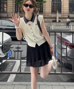 Korean-Style Sleeveless Knitted Polo Top for Women - Summer College Fashion, Slimming and Stylish Vest