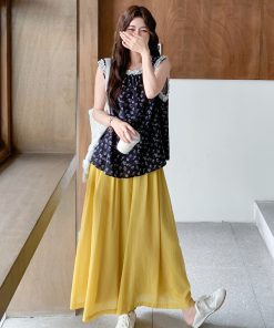 Korean-Style Sleeveless Top and Wide-Leg Pants Two-Piece Set for Women, Loose and Versatile Summer Fashion 2025