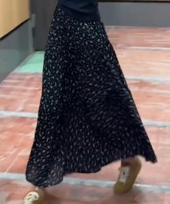 Korean Style Slim-Fit Lapel Top and Wide-Leg Pants Two-Piece Set - Women's Summer 2025 Fashion Outfit.