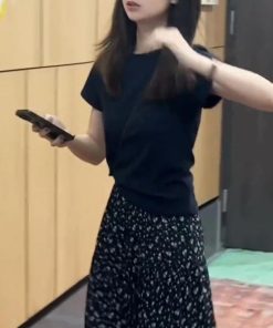 Korean Style Slim-Fit Lapel Top and Wide-Leg Pants Two-Piece Set - Women's Summer 2025 Fashion Outfit.