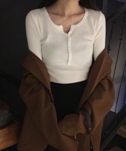 Korean-Style Slim-Fit V-Neck Knitted Top for Women, Flattering Autumn Winter Layering Shirt, Trendy Basic Fashion Piece