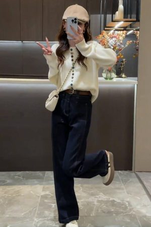 Korean-Style Soft Knitted Sweater & Denim Wide-Leg Pants Matching Set for Autumn/Winter - Fashionable Age-Reducing Two-Piece Outfit