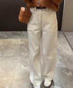 Korean-Style Soft Knitted Sweater & Denim Wide-Leg Pants Matching Set for Autumn/Winter - Fashionable Age-Reducing Two-Piece Outfit