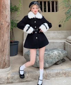 Korean-Style Soft Long Woolen Coat with Fur Collar and Waist Definition for Winter Fashion