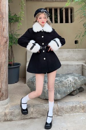 Korean-Style Soft Long Woolen Coat with Fur Collar and Waist Definition for Winter Fashion