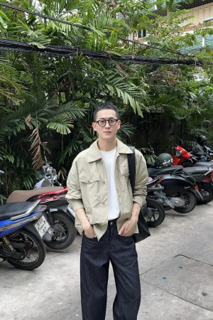 Korean Style Solid Color Lapel Windbreaker Jacket for Men - High-Quality Casual Loose Coat for Spring Fashion