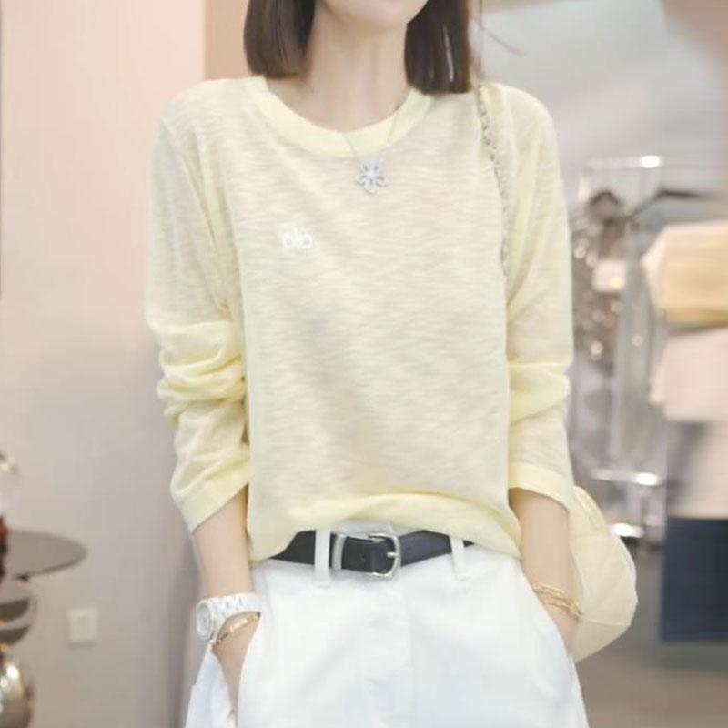 Korean Style Solid Color T-Shirt for Women - Trendy Summer 2025 Casual Top for Petite Sizes Korean Style Solid Color T-Shirt for Women - Trendy Summer 2025 Casual Top for Petite Sizes