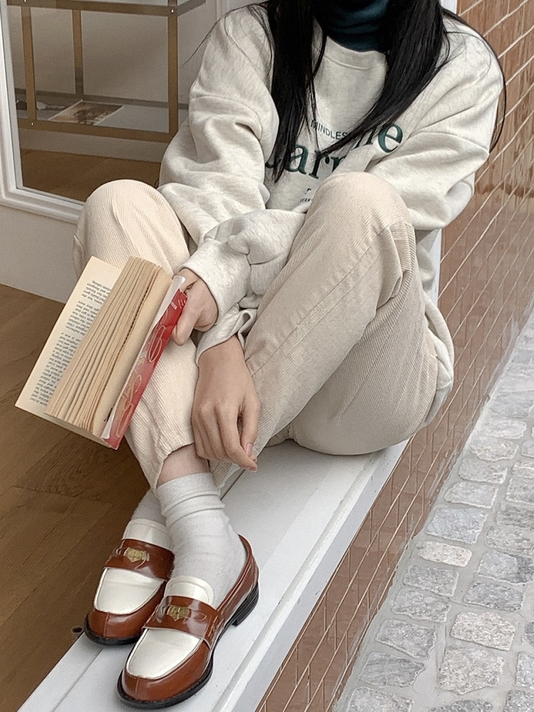 Korean Style Straight-Leg Corduroy Long Pants for a Perfect Fit - Trendy and Comfortable Fashion Essential Korean Style Straight-Leg Corduroy Long Pants for a Perfect Fit - Trendy and Comfortable Fashion Essential