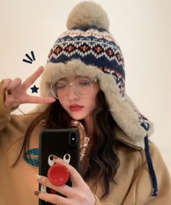 Korean Style Striped Plush Winter Hat for Women, Cold-Proof Cycling Cap with Ear Protection, Versatile Lei Feng Design 2025