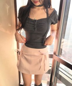 Korean-Style Sweet Ruffled Lace Trim Low Square Neck T-Shirt - Spliced Knitted Short Top for a Chic 90s Look